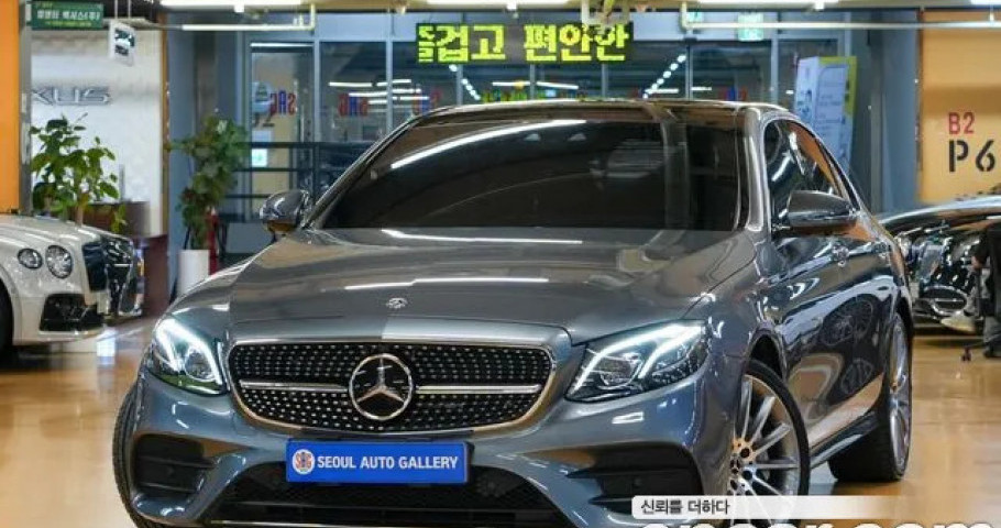 Mercedes-Benz E-Class 