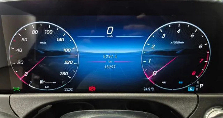 Mercedes-Benz E-Class 