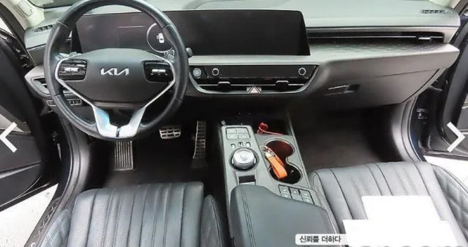 Kia K8 