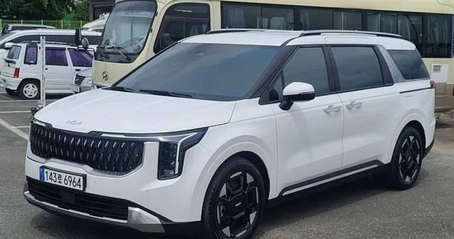 Kia Carnival 