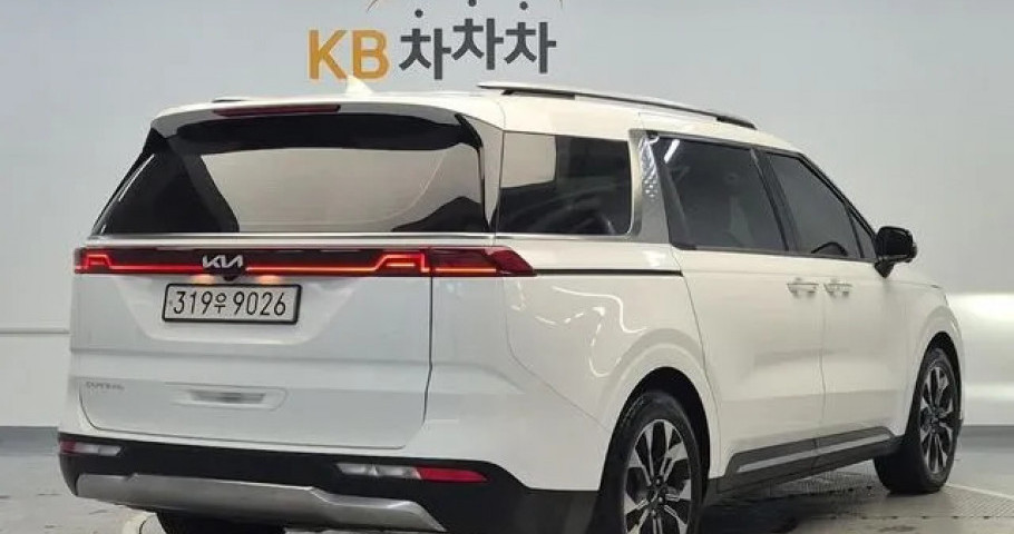 Kia Carnival 