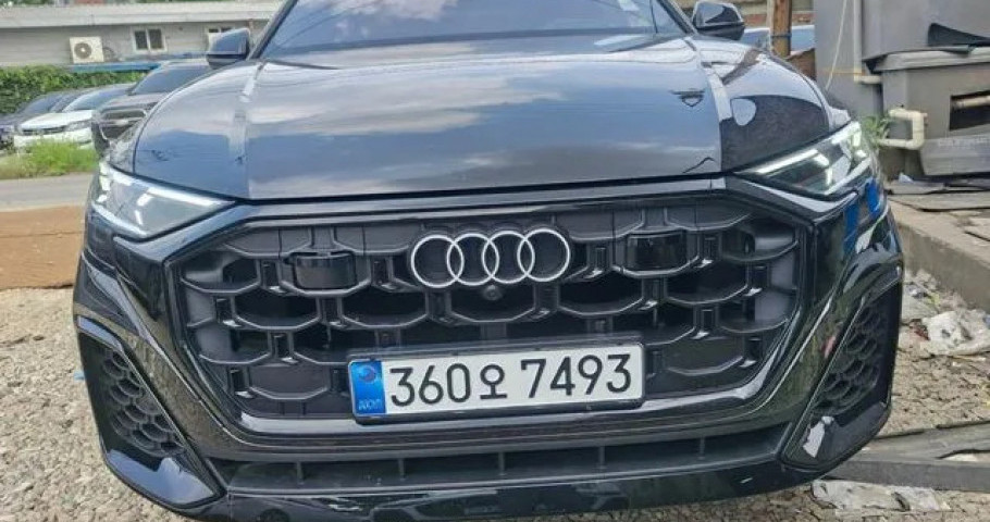 Audi Q8 