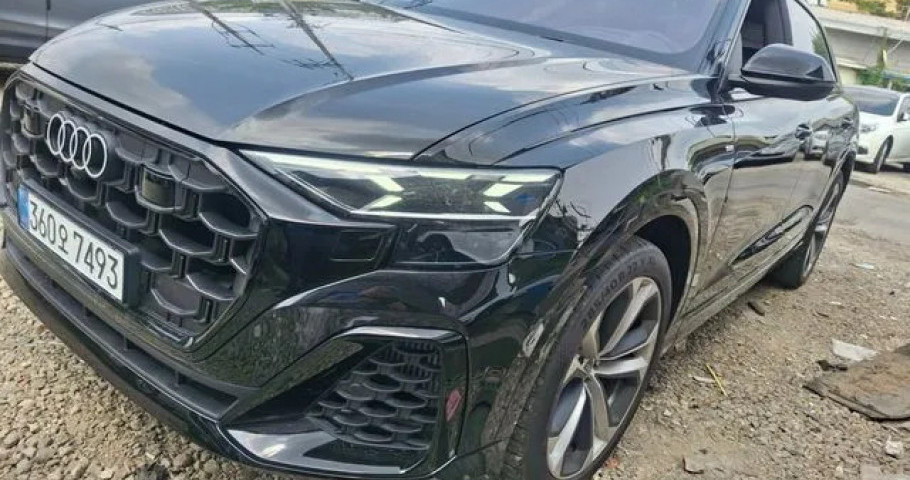 Audi Q8 