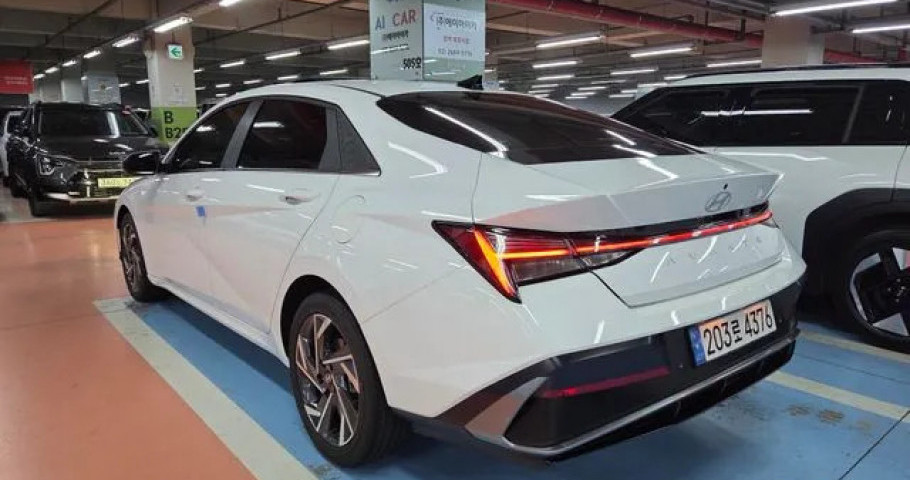 Hyundai Avante (Elantra) 