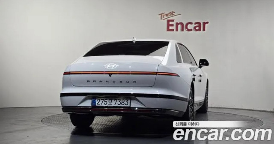 Hyundai Grandeur 