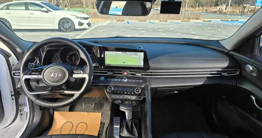 Hyundai Avante (Elantra) 