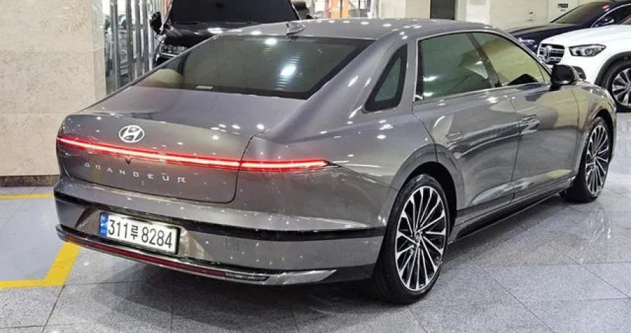 Hyundai Grandeur 