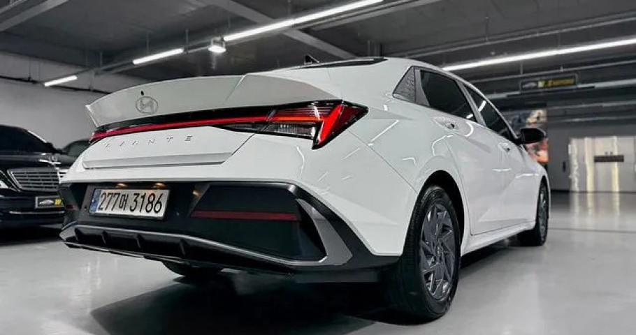 Hyundai Avante (Elantra) 