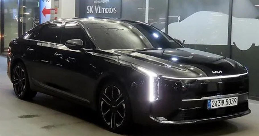 Kia K8 