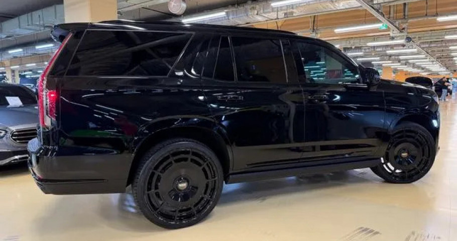 Cadillac Escalade 