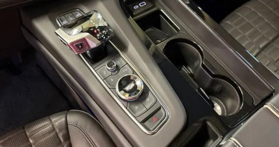 Cadillac Escalade 