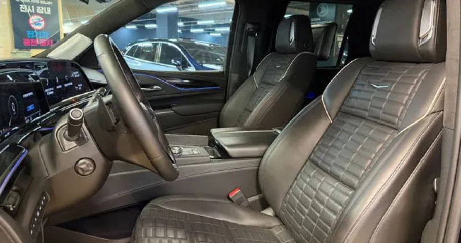 Cadillac Escalade 