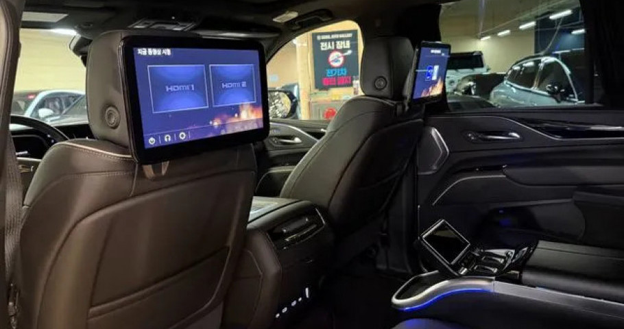 Cadillac Escalade 