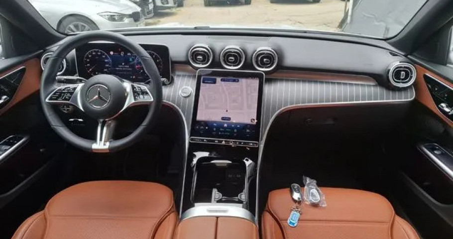 Mercedes-Benz C-Class 