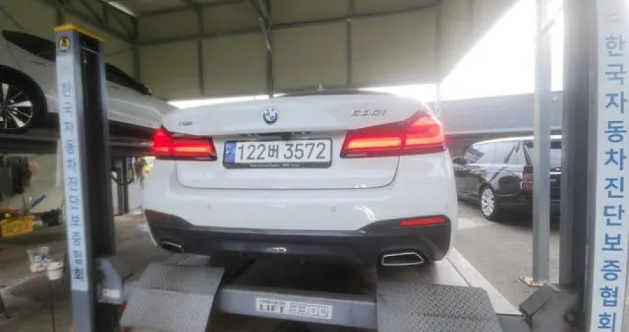 Bmw 5-Series 
