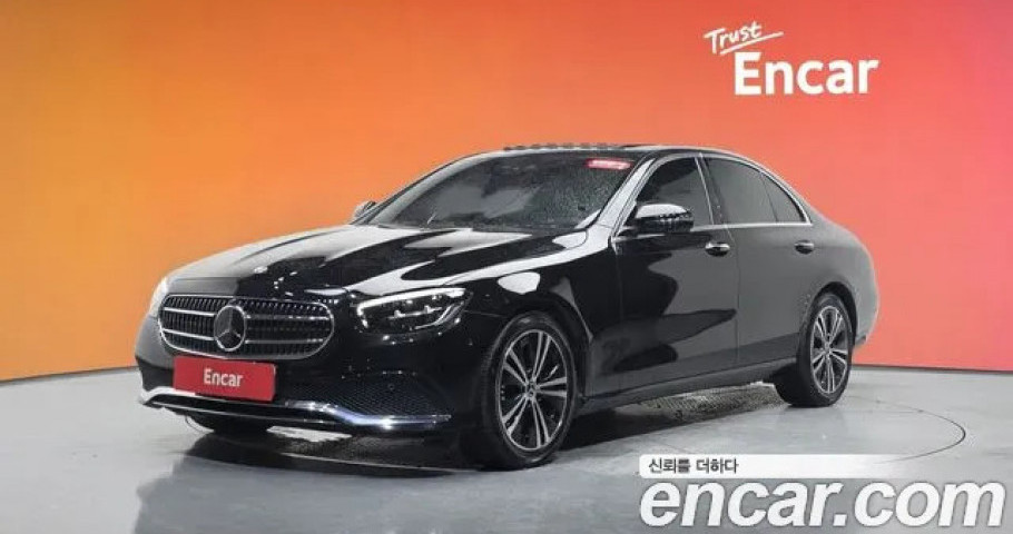 Mercedes-Benz E-Class 