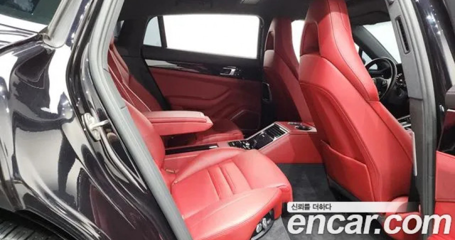 Porsche Panamera 