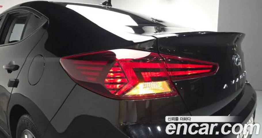 Hyundai Avante (Elantra) 
