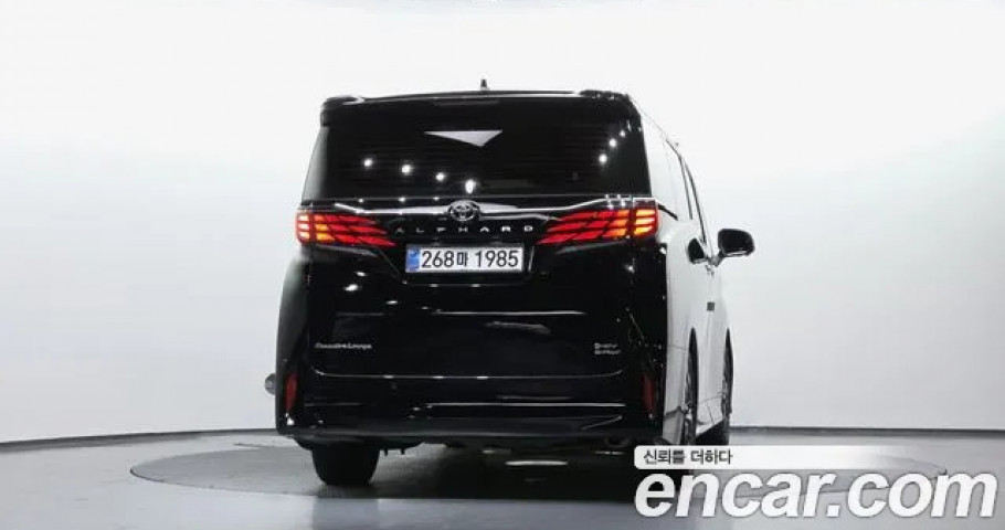 Toyota Alphard 