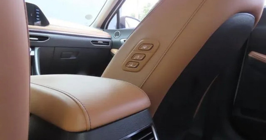 Hyundai Sonata 
