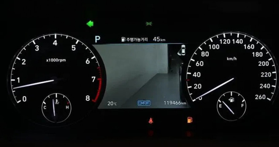 Genesis G90 