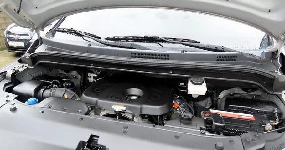 Hyundai Starex 