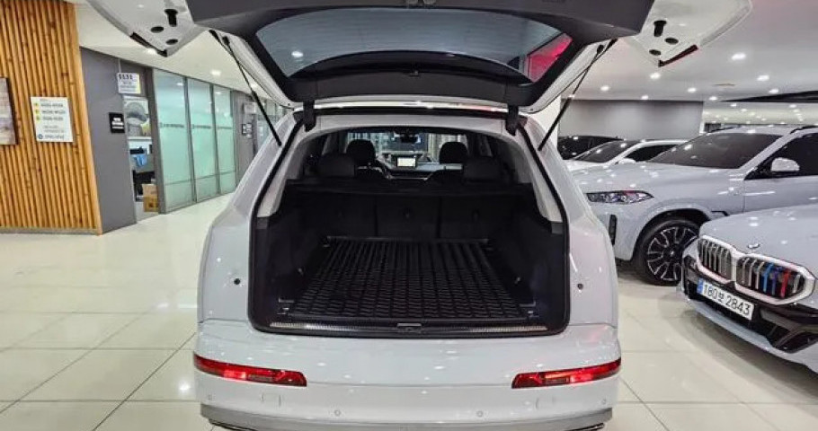 Audi Q7 