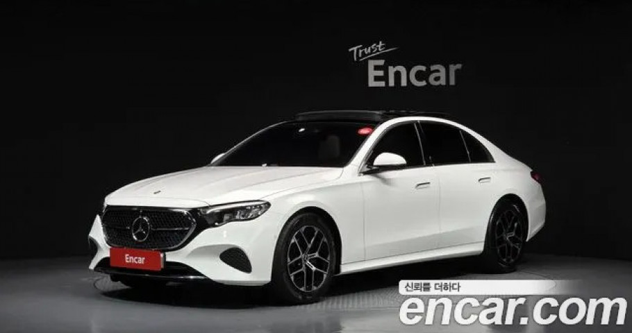 Mercedes-Benz E-Class 