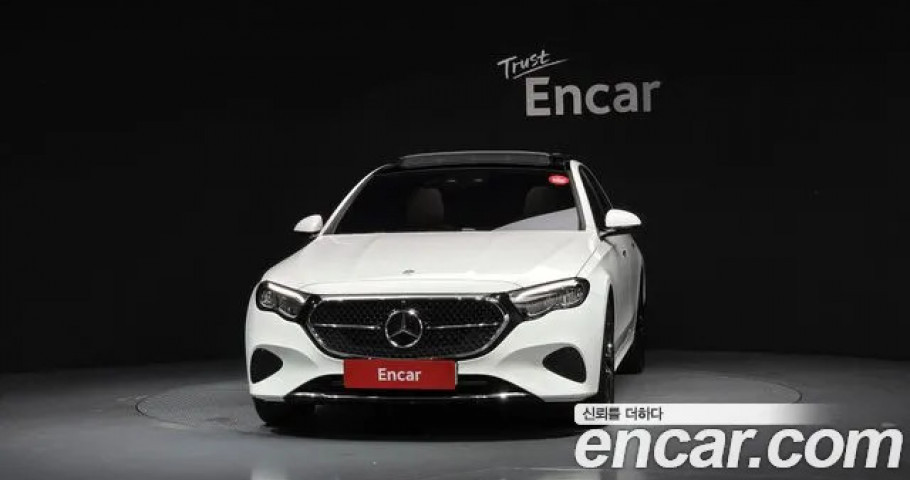 Mercedes-Benz E-Class 