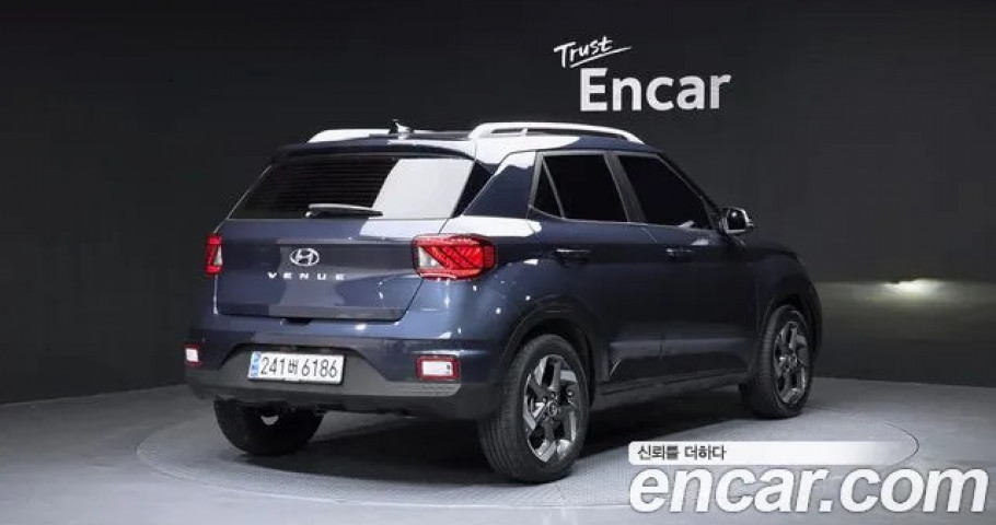 Hyundai Venue 
