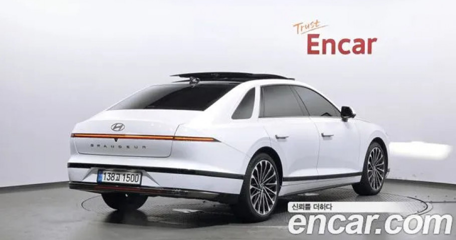 Hyundai Grandeur 
