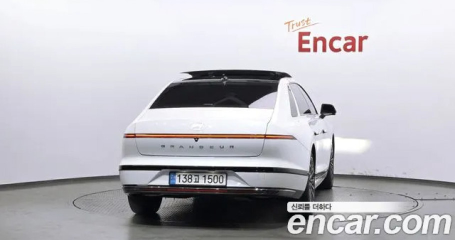 Hyundai Grandeur 