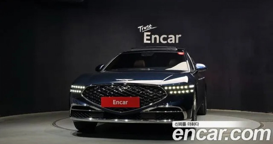 Genesis G90 