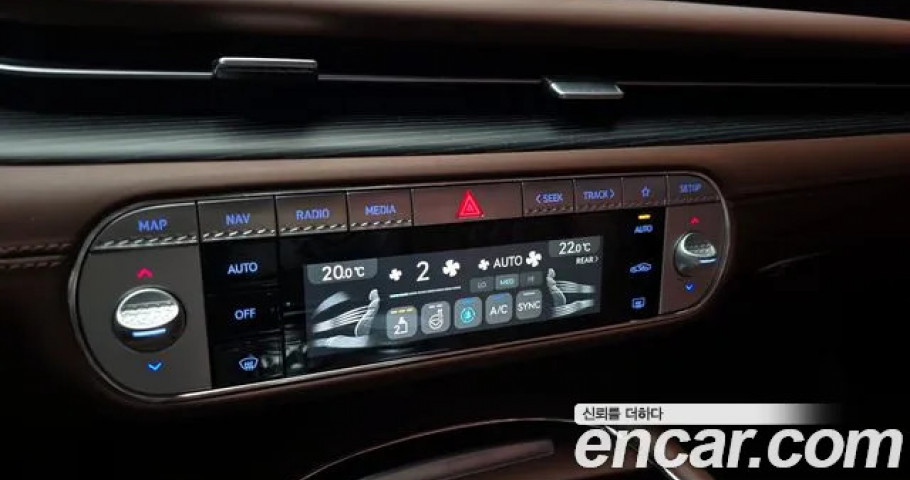 Genesis G90 