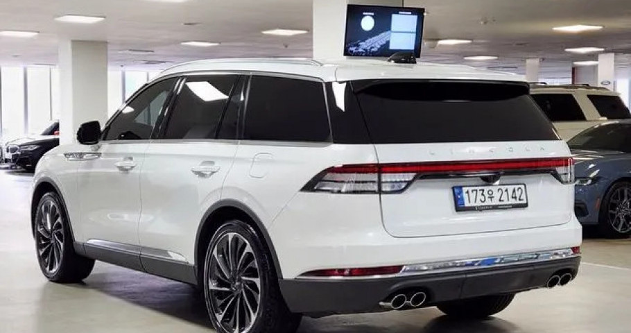 Lincoln Aviator 