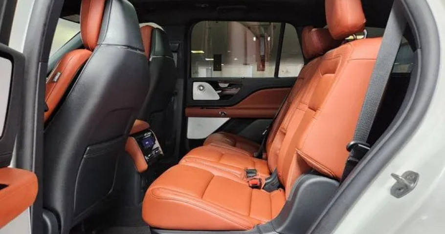 Lincoln Aviator 
