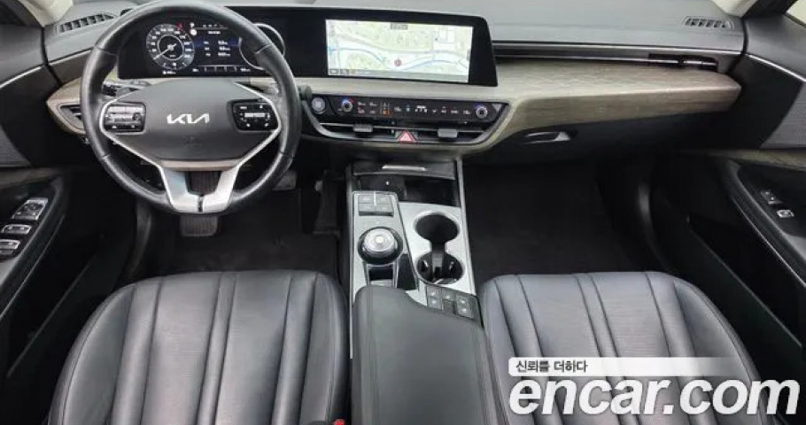 Kia K8 