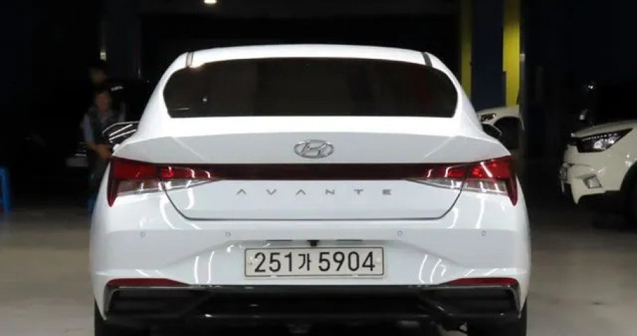 Hyundai Avante (Elantra) 