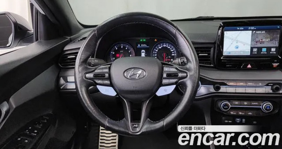 Hyundai Veloster 