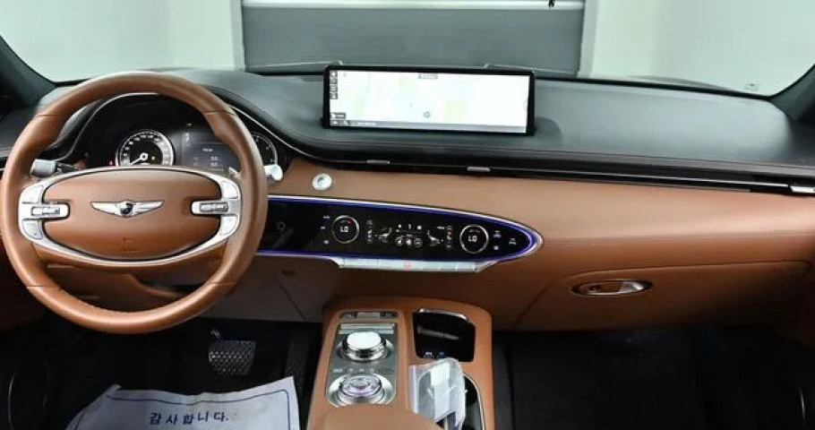 Genesis Gv70 