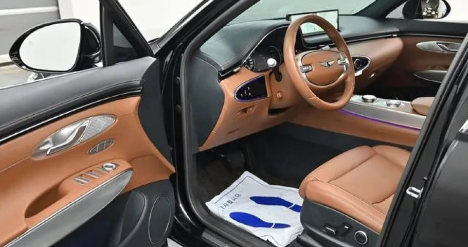 Genesis Gv70 