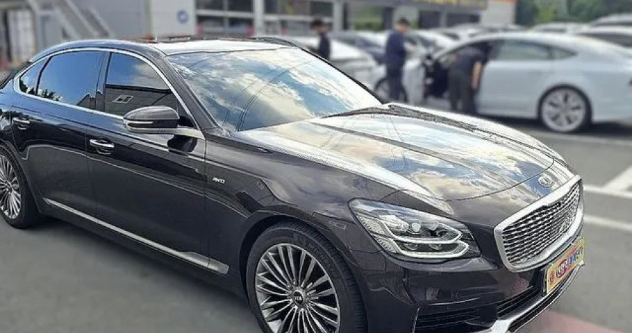 Kia K9 