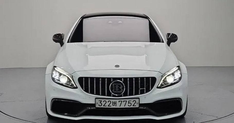 Mercedes-Benz C-Class 