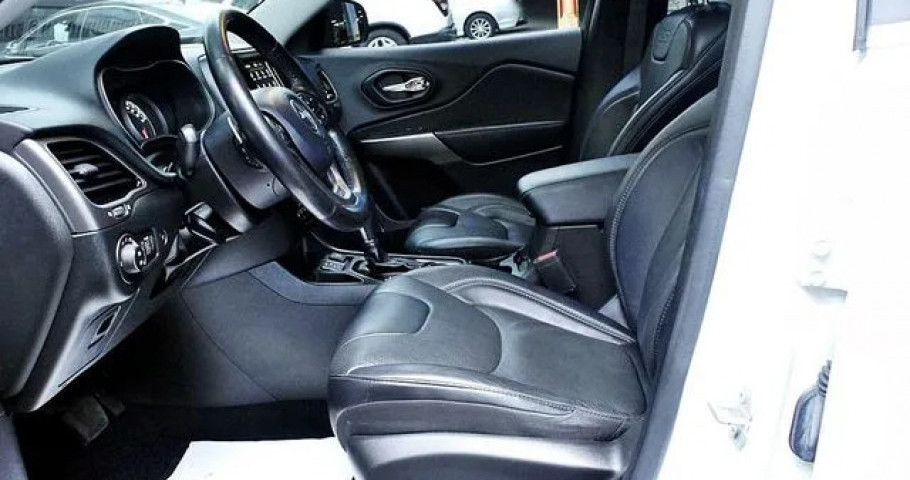 Jeep Cherokee 