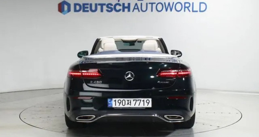 Mercedes-Benz E-Class 