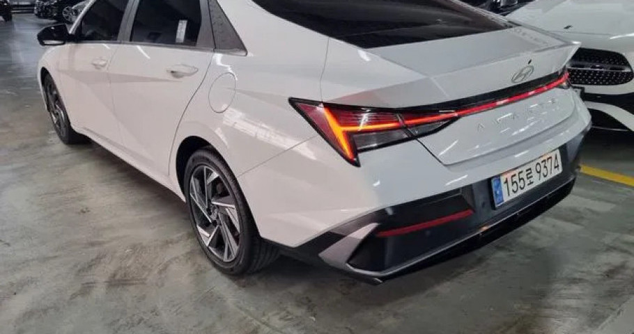Hyundai Avante (Elantra) 