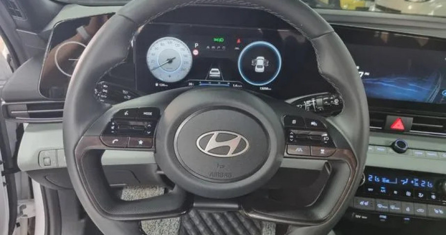 Hyundai Avante (Elantra) 