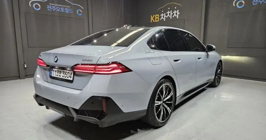 Bmw 5-Series 