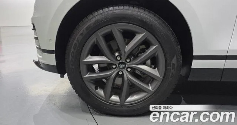 Land Rover Range Rover Velar 