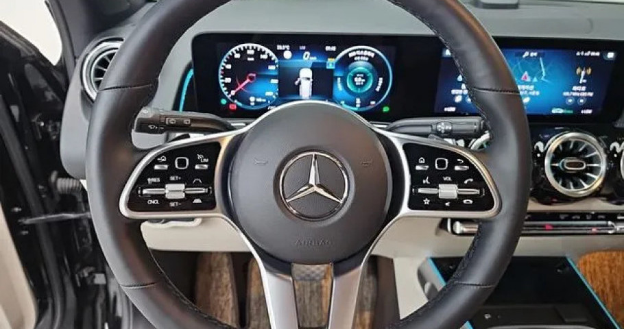 Mercedes-Benz Glb-Class 